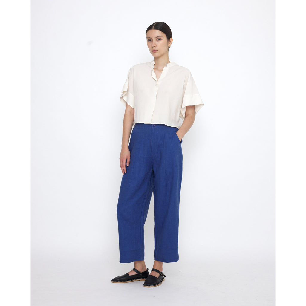 linen pleated trouser in cobalt