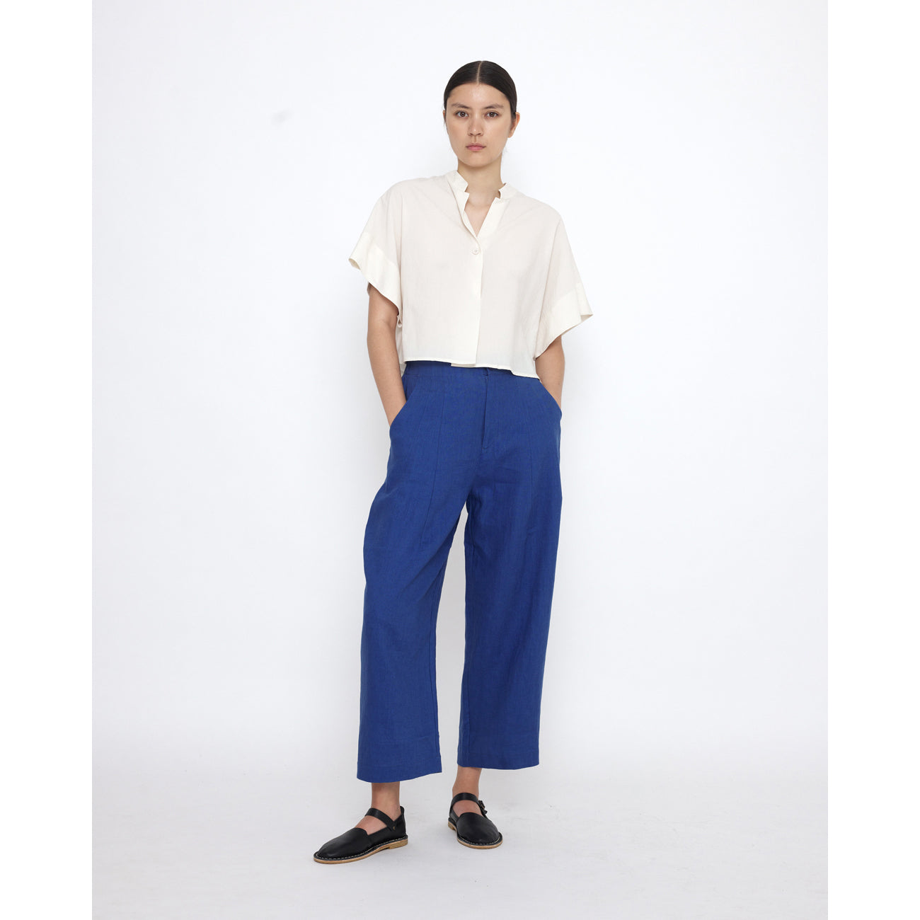linen pleated trouser in cobalt