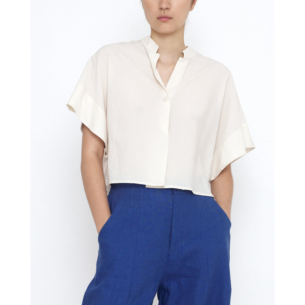 mandarin top in antique white