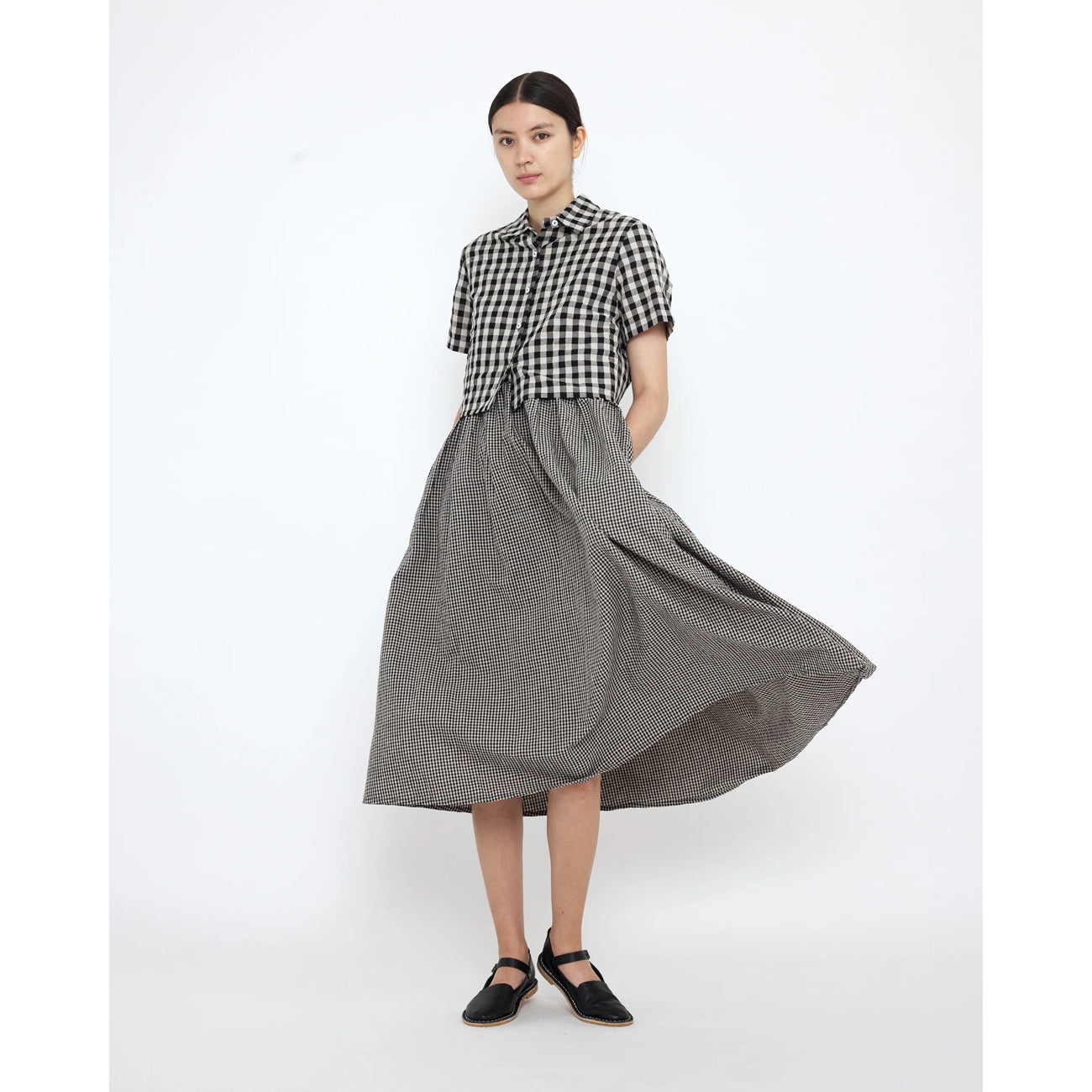 v-neck playdress in gingham