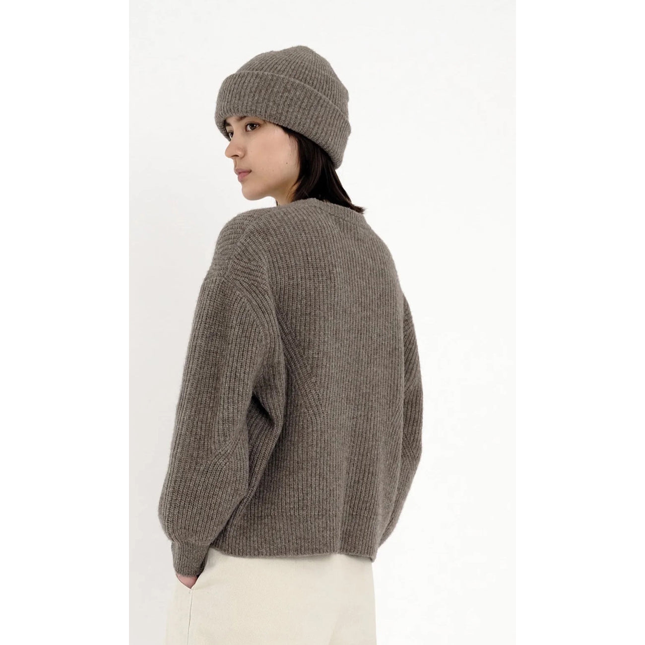 yak beanie in taupe