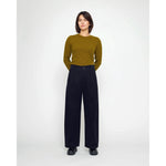 straight legged trouser in black