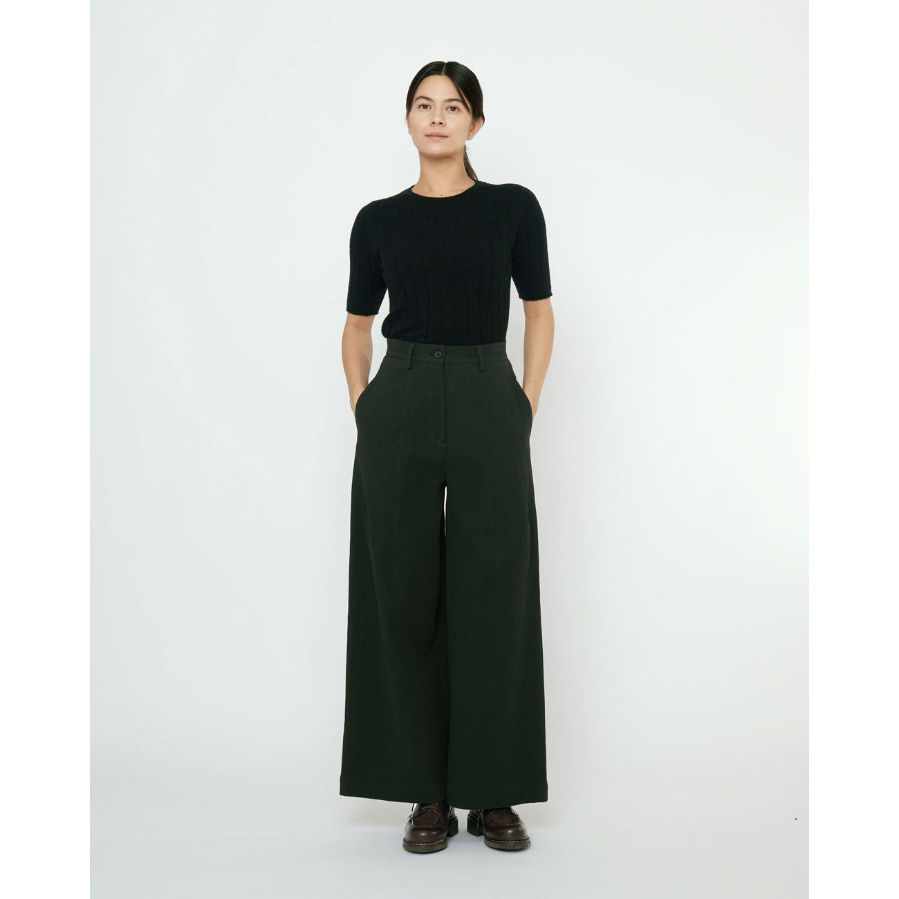 ribbed short sleeves in black