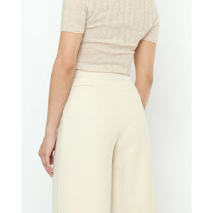 wide-legged trouser in off-white