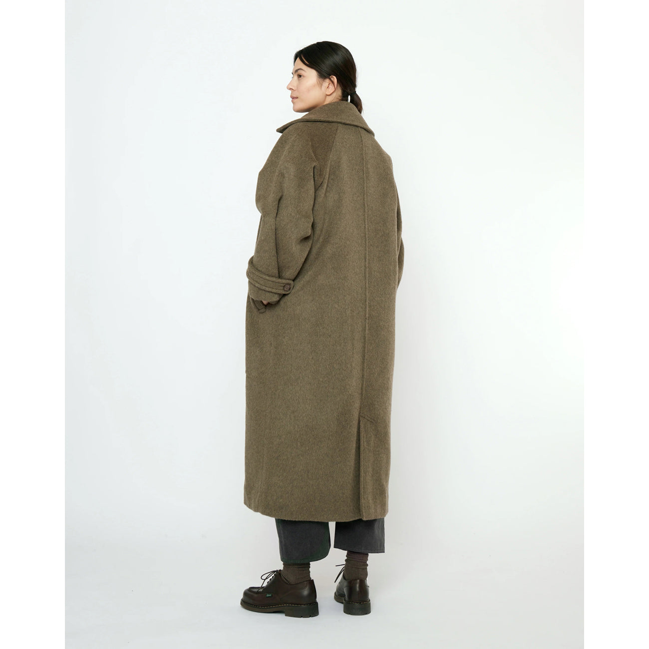 balmacaan coat in olive gray
