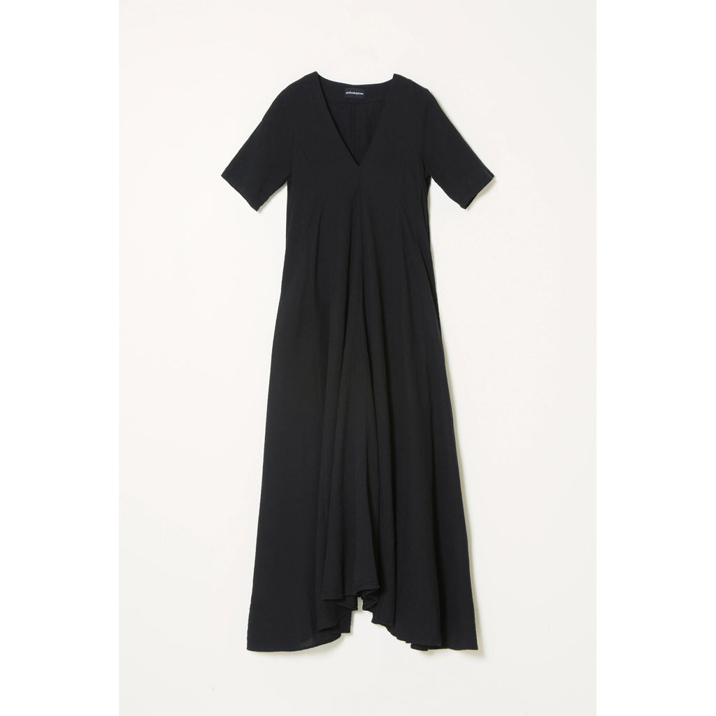 emma dress in black