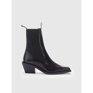 apollosa ankle boot in black
