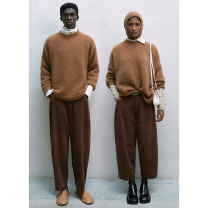 corduroy baggy pants in pardo