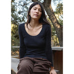 l/s scoop pointelle tee in black