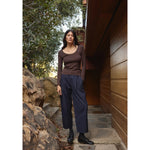 l/s scoop pointelle tee in walnut
