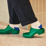 classic clog in green