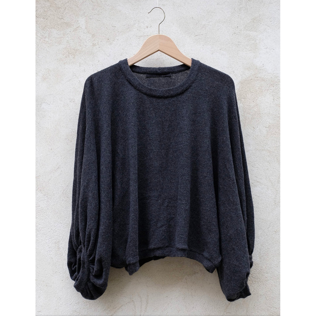 jour sweater in carbon