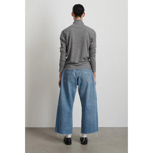 turtleneck in heather grey