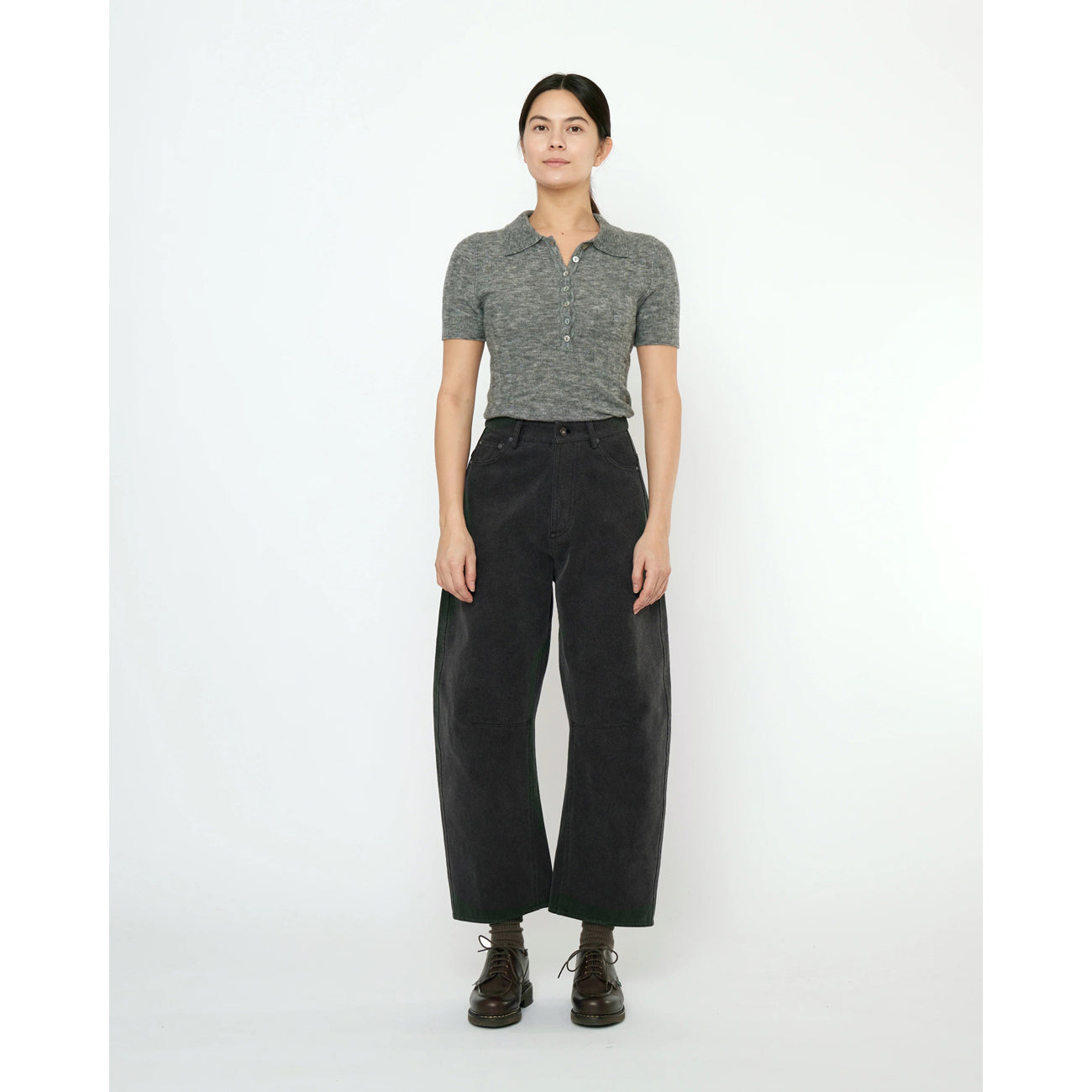 collared short sleeves in heathered gray
