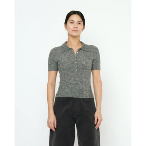 collared short sleeves in heathered gray