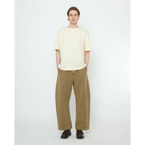 tailored curve legged trouser in kelp