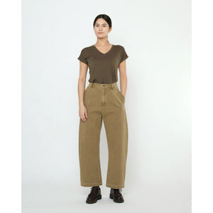 tailored curve legged trouser in kelp
