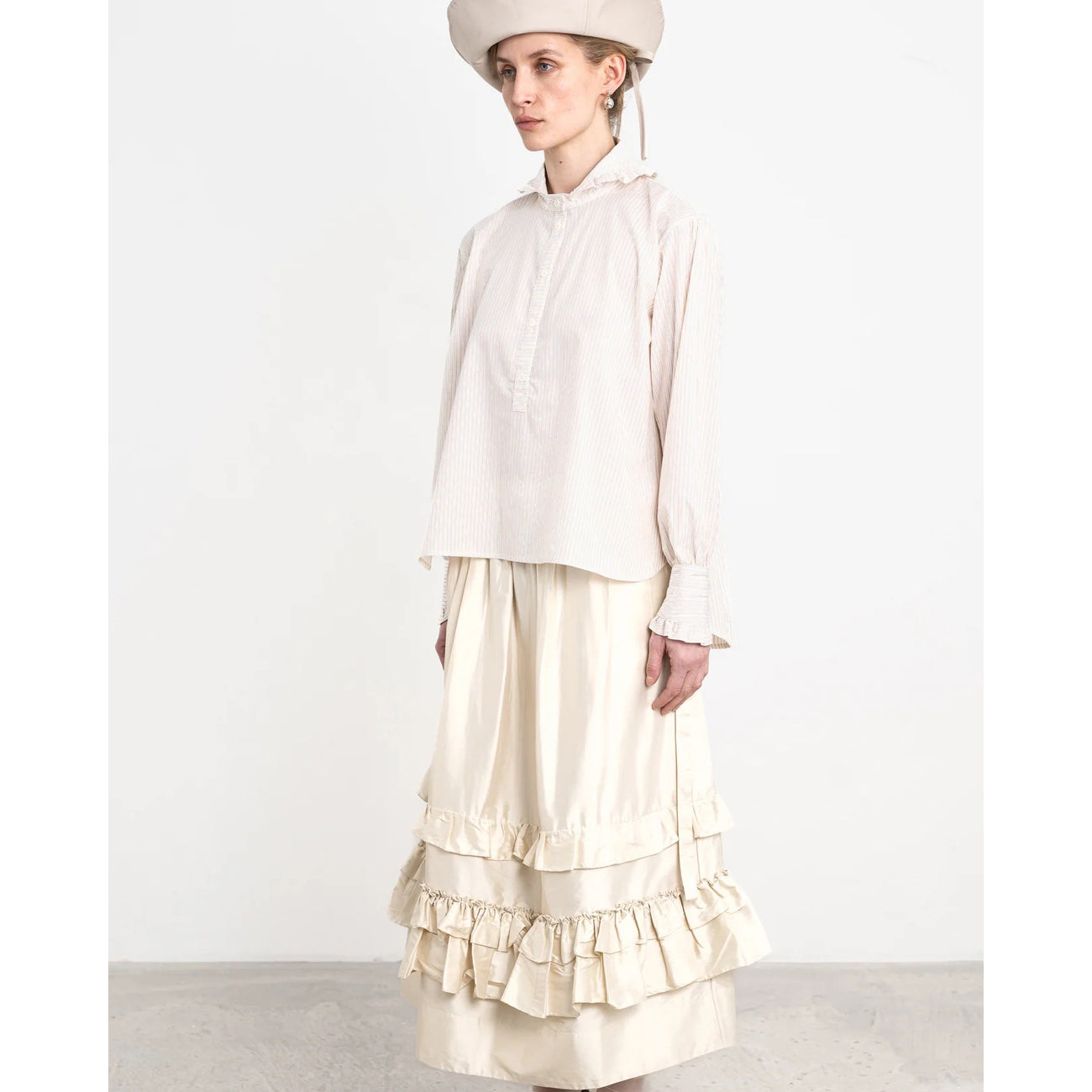 lydbrook shirt in camel/ecru