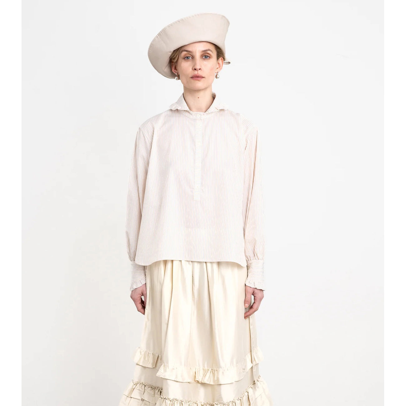 lydbrook shirt in camel/ecru