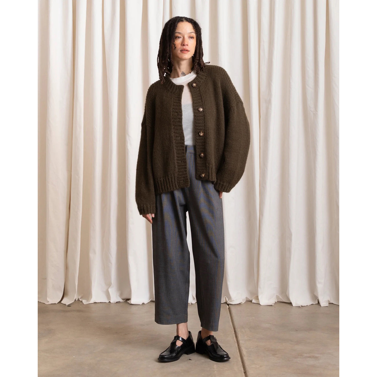 merino crew-neck cardigan in olive