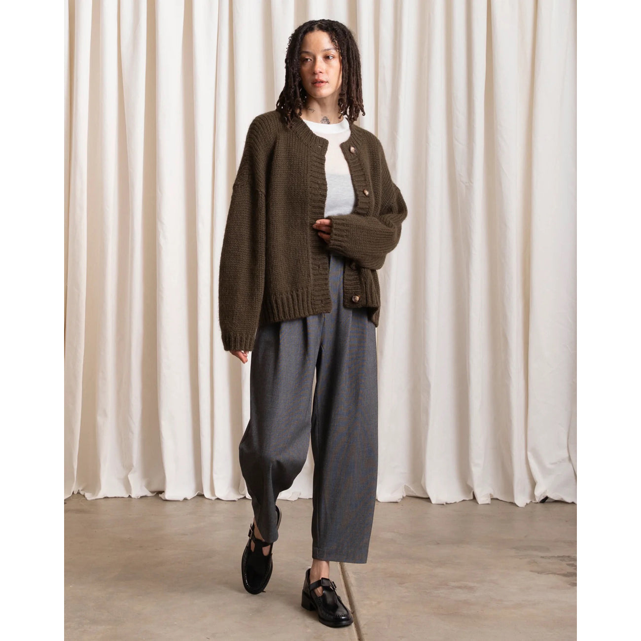 merino crew-neck cardigan in olive