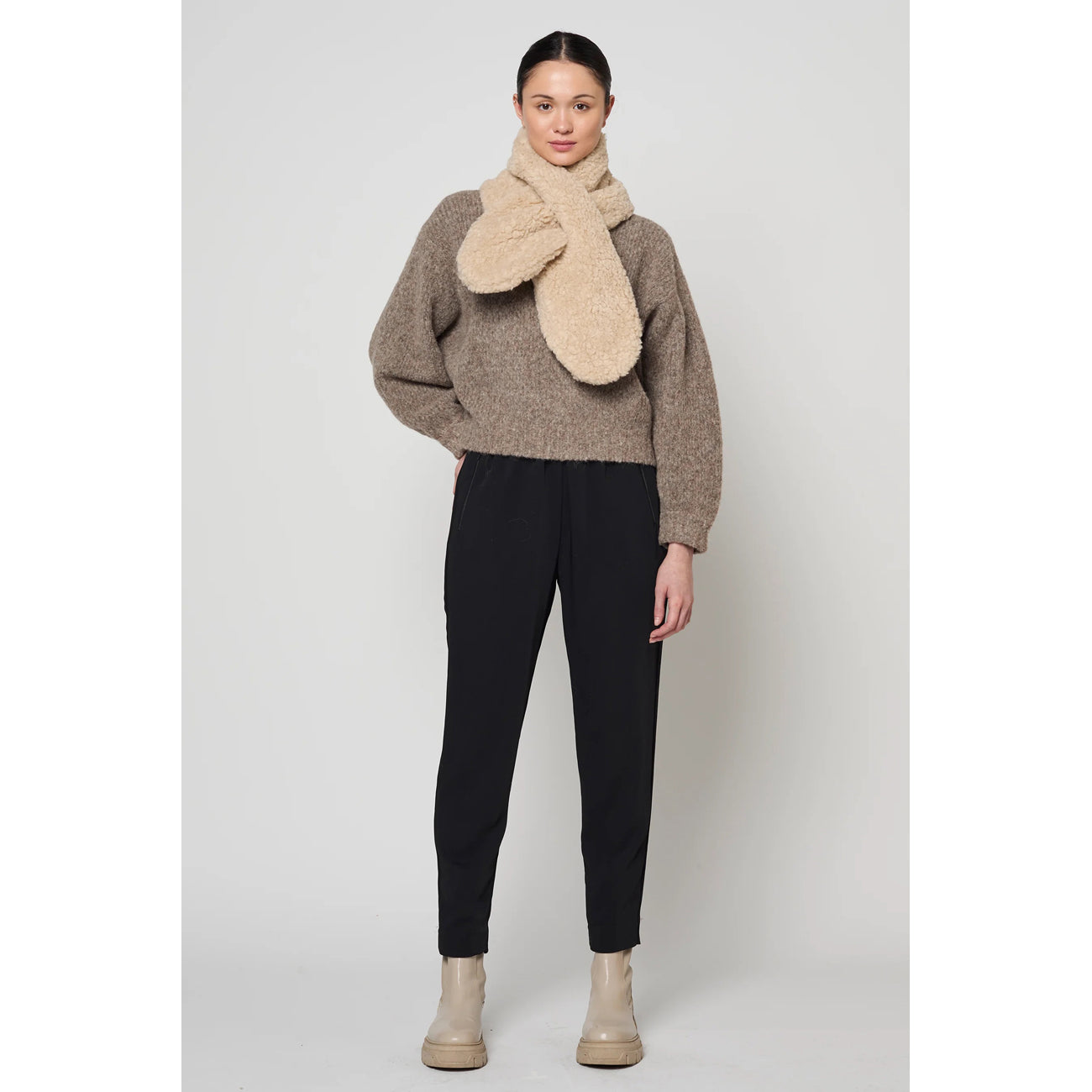 balloon sleeve sweater in deer