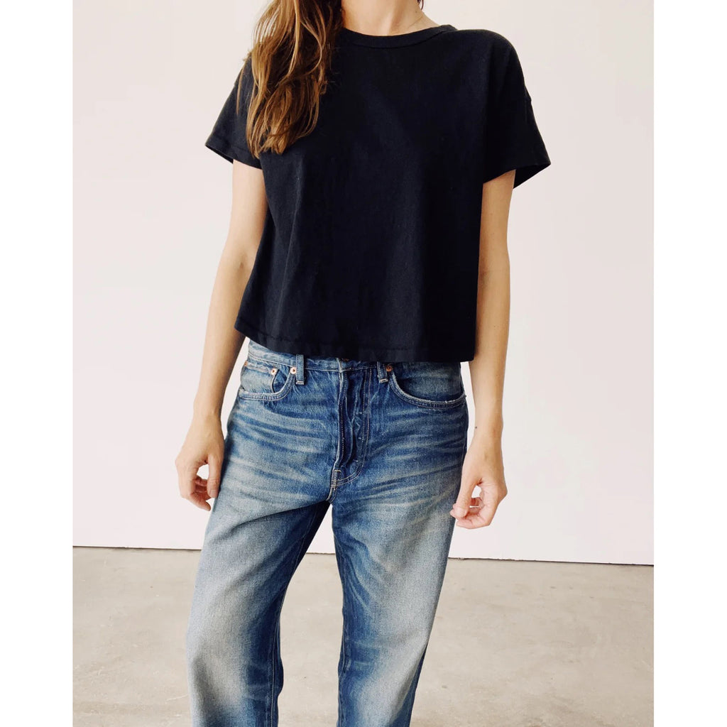 the boxy tee in black