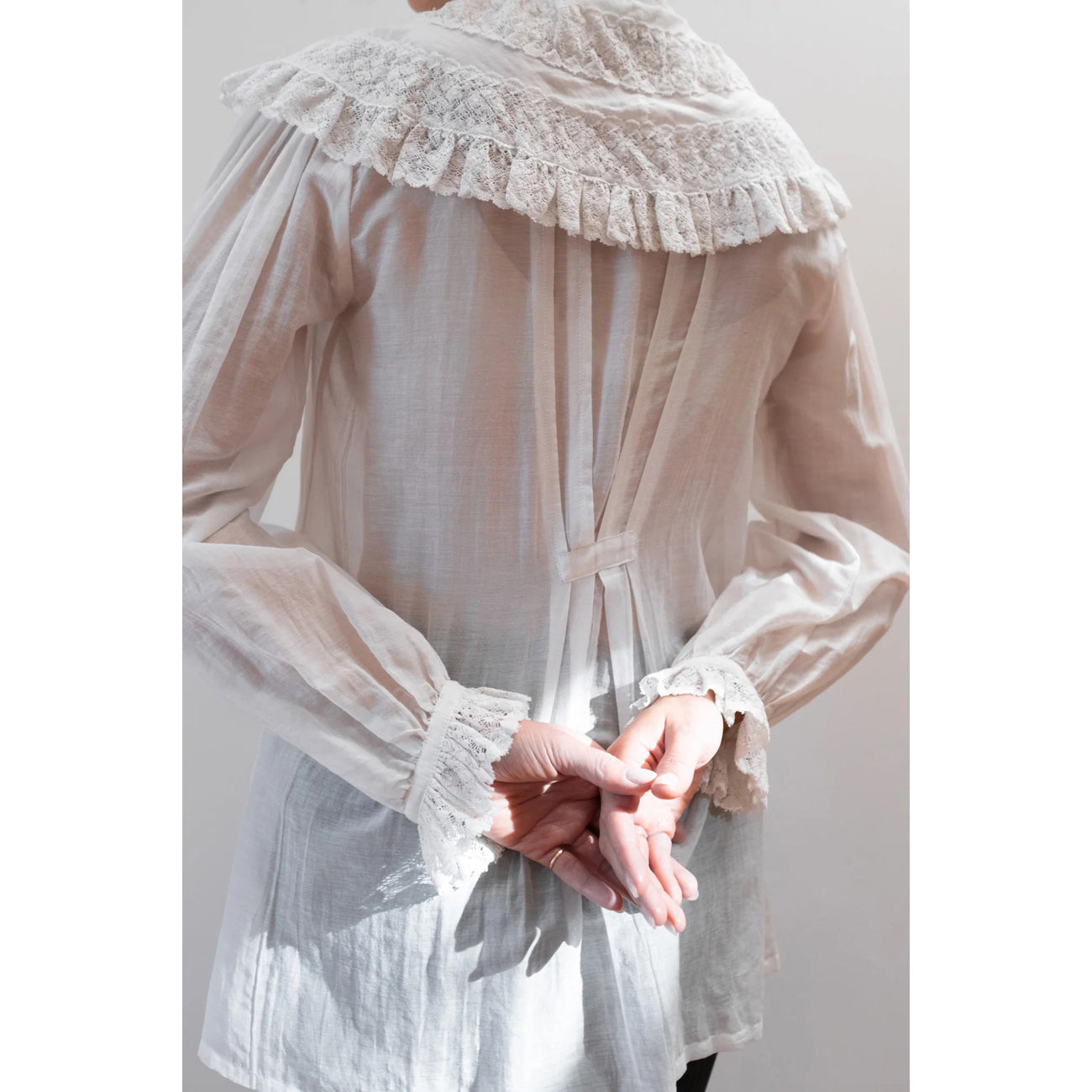 maya blouse in bone