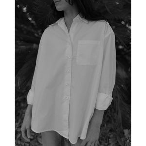 the big shirt in white