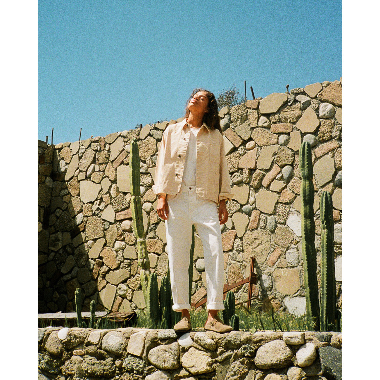 the loose crop in white