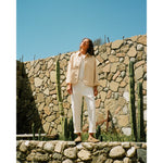 the loose crop in white