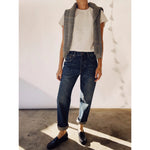 the loose crop selvedge in reed