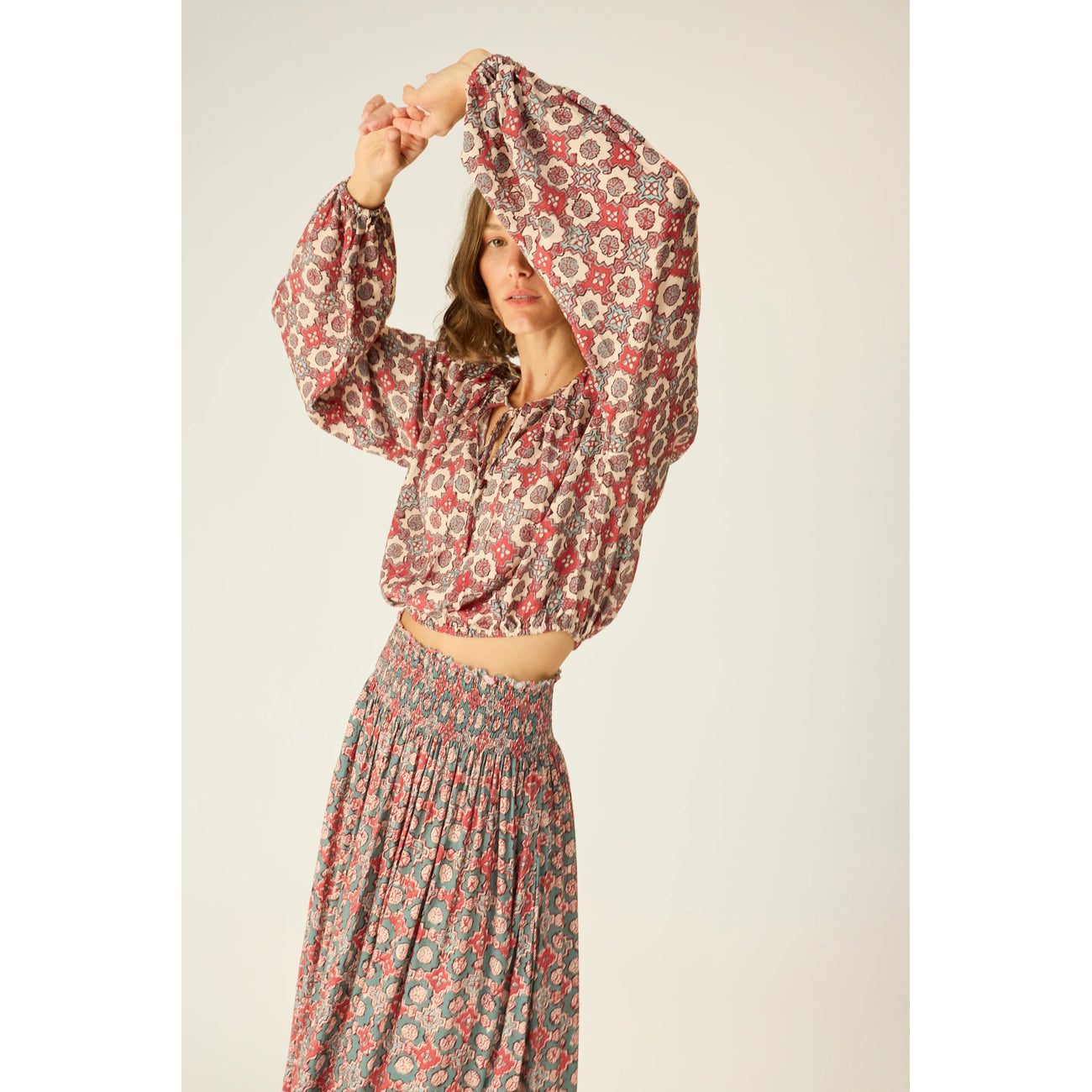 amelia top in spanish tile almond