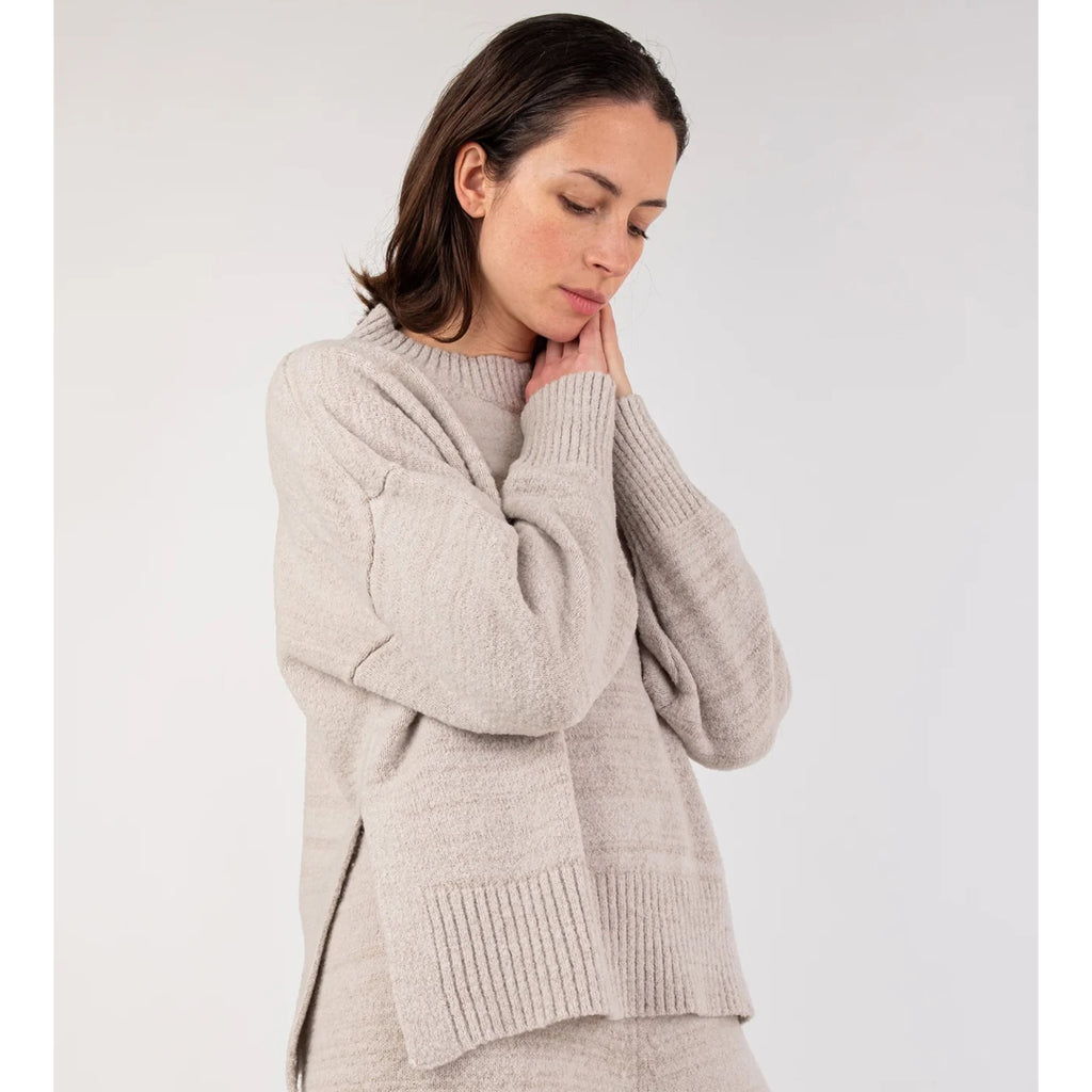 vela sweater in shell