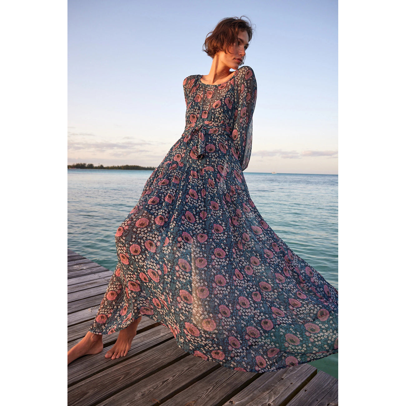 lainey dress in vintage flowers indigo