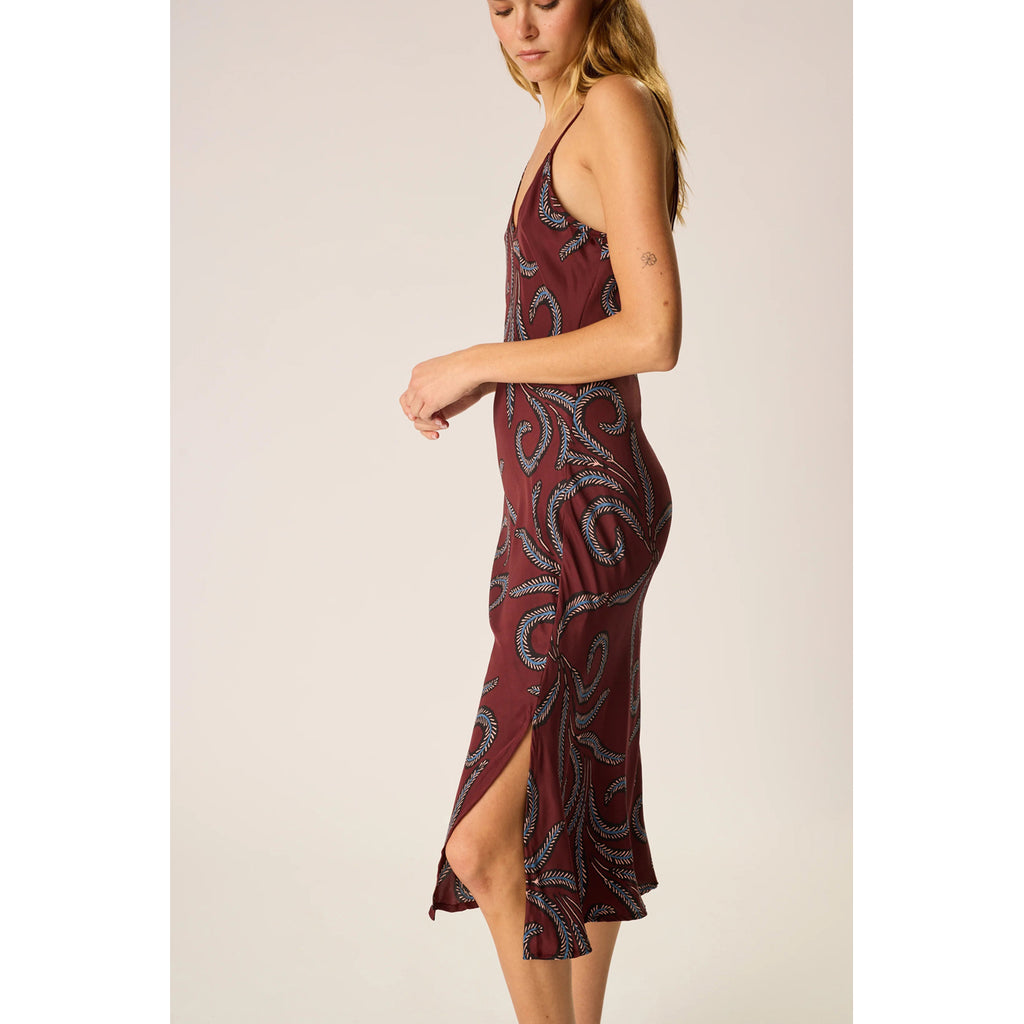 leandra dress in feather bordeaux