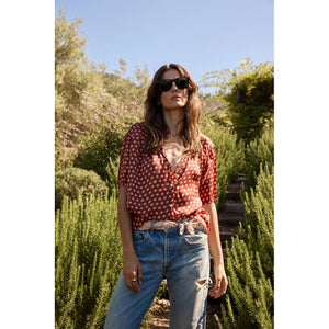 square scarf in polka dot creama