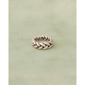 pythia ring