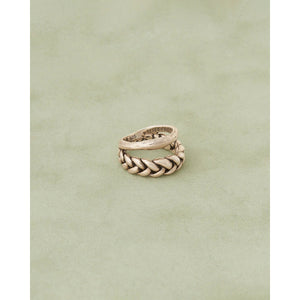 charis ring