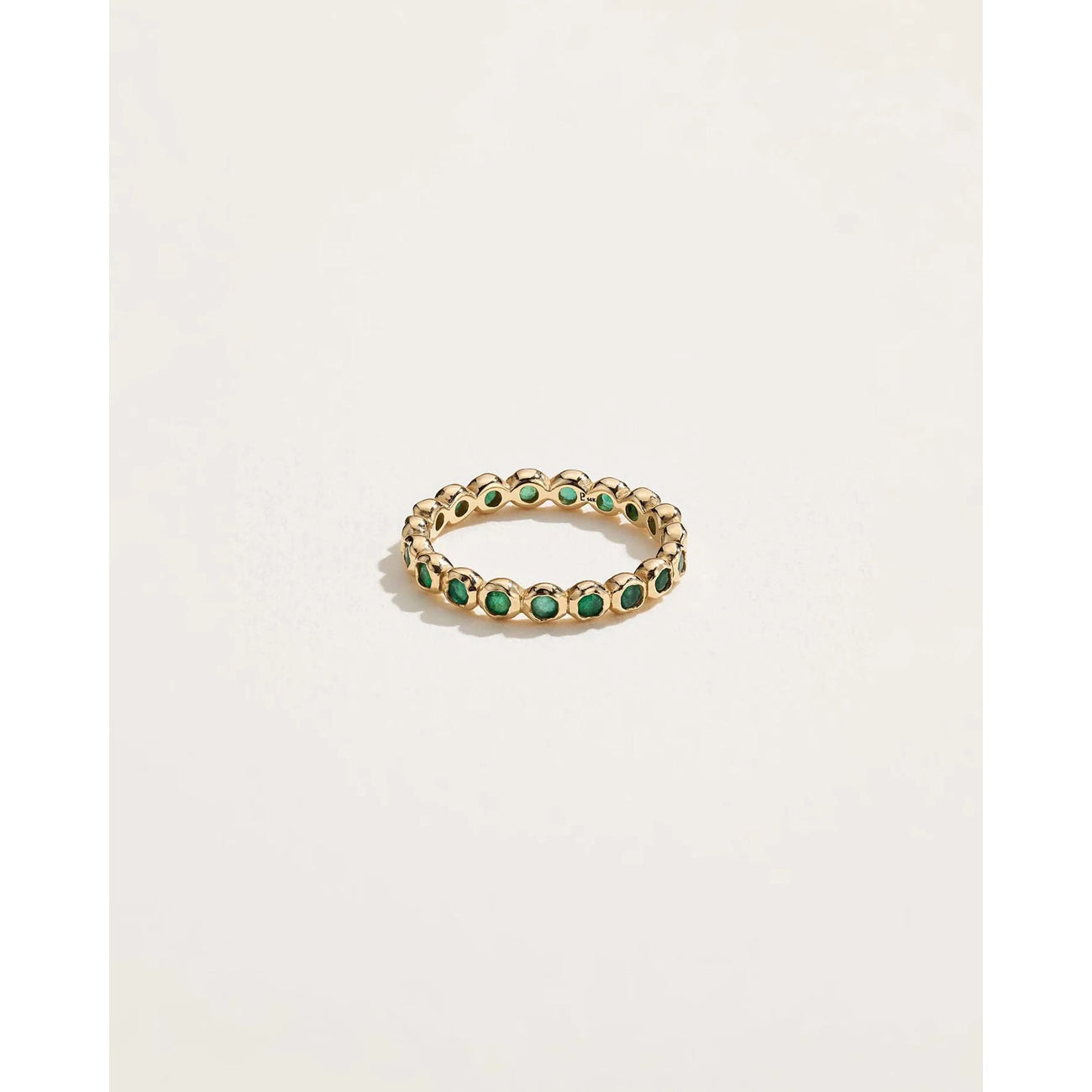 emerald molten eternity band