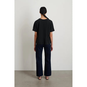 atlas tee in black