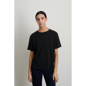 atlas tee in black