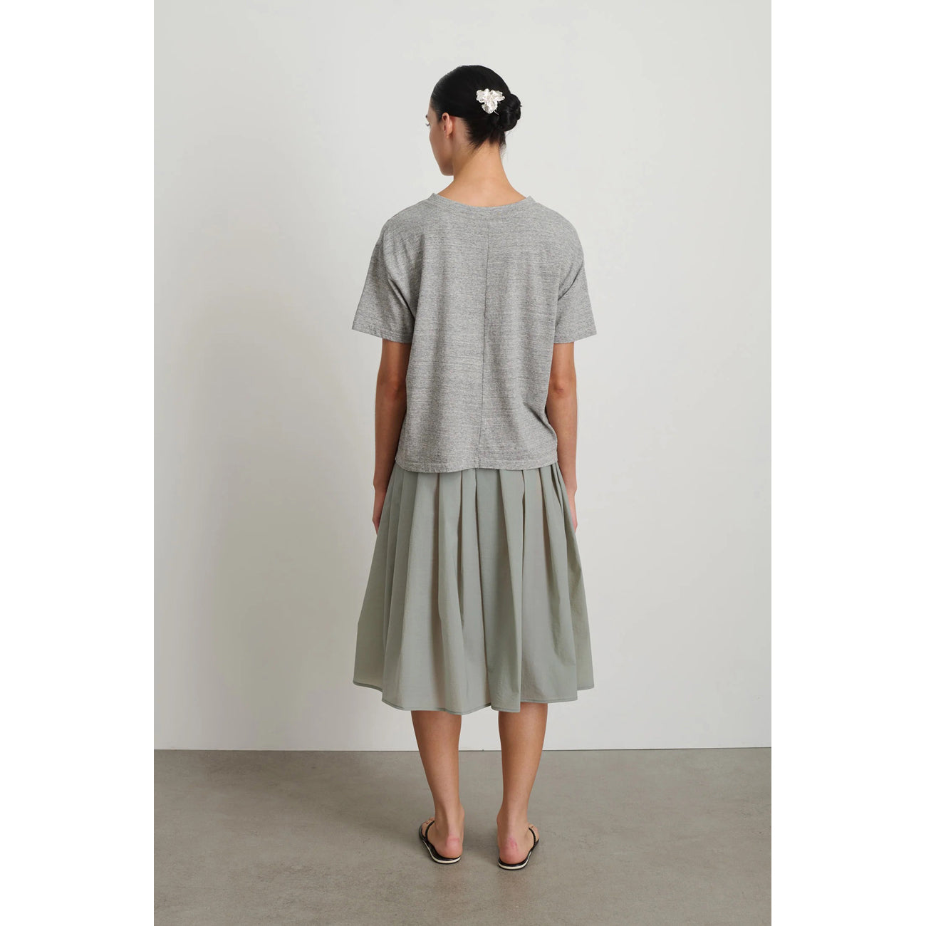 atlas tee in heather grey
