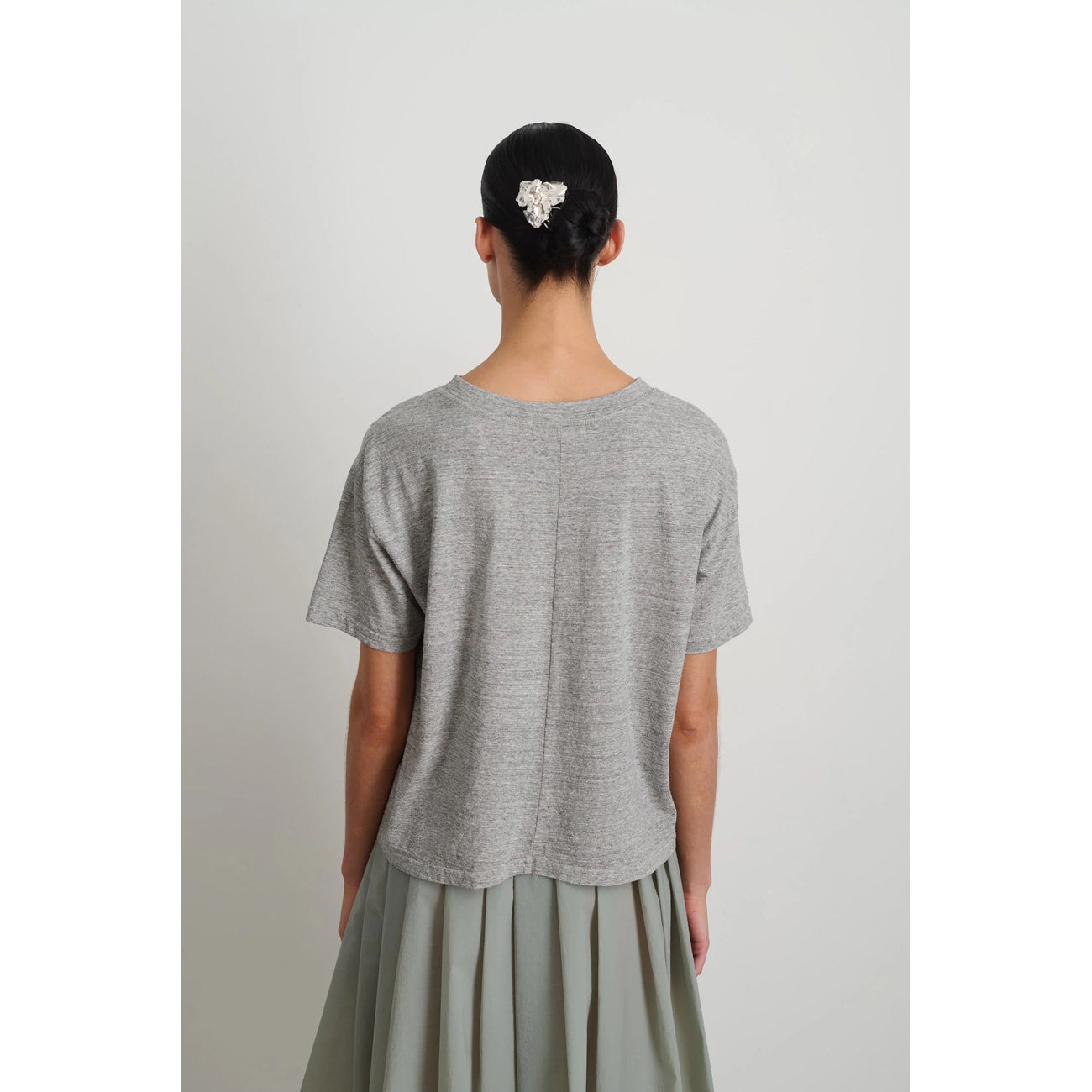 atlas tee in heather grey