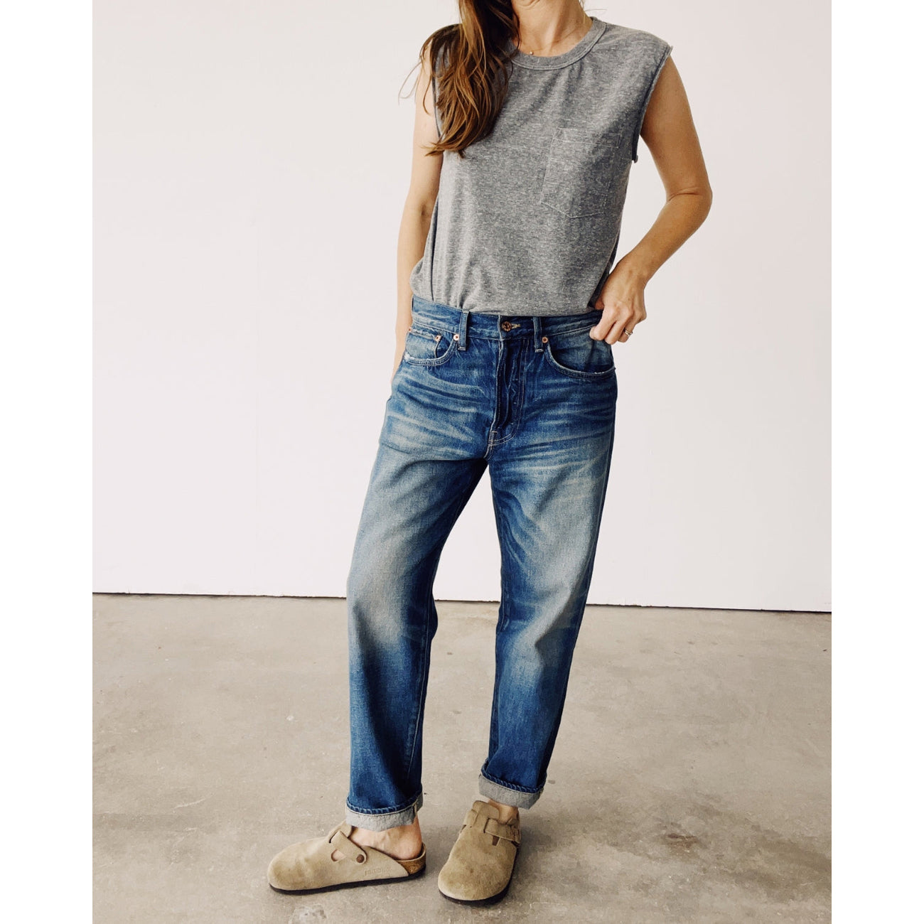 the muscle tee in p.e. Grey