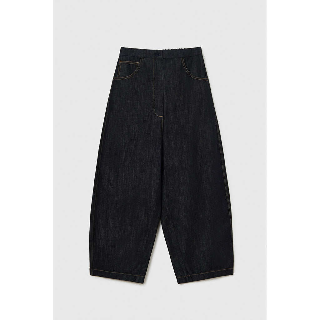 denim curved pants in black
