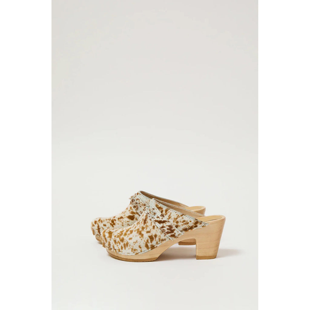 old school high heel clog in appaloosa pony
