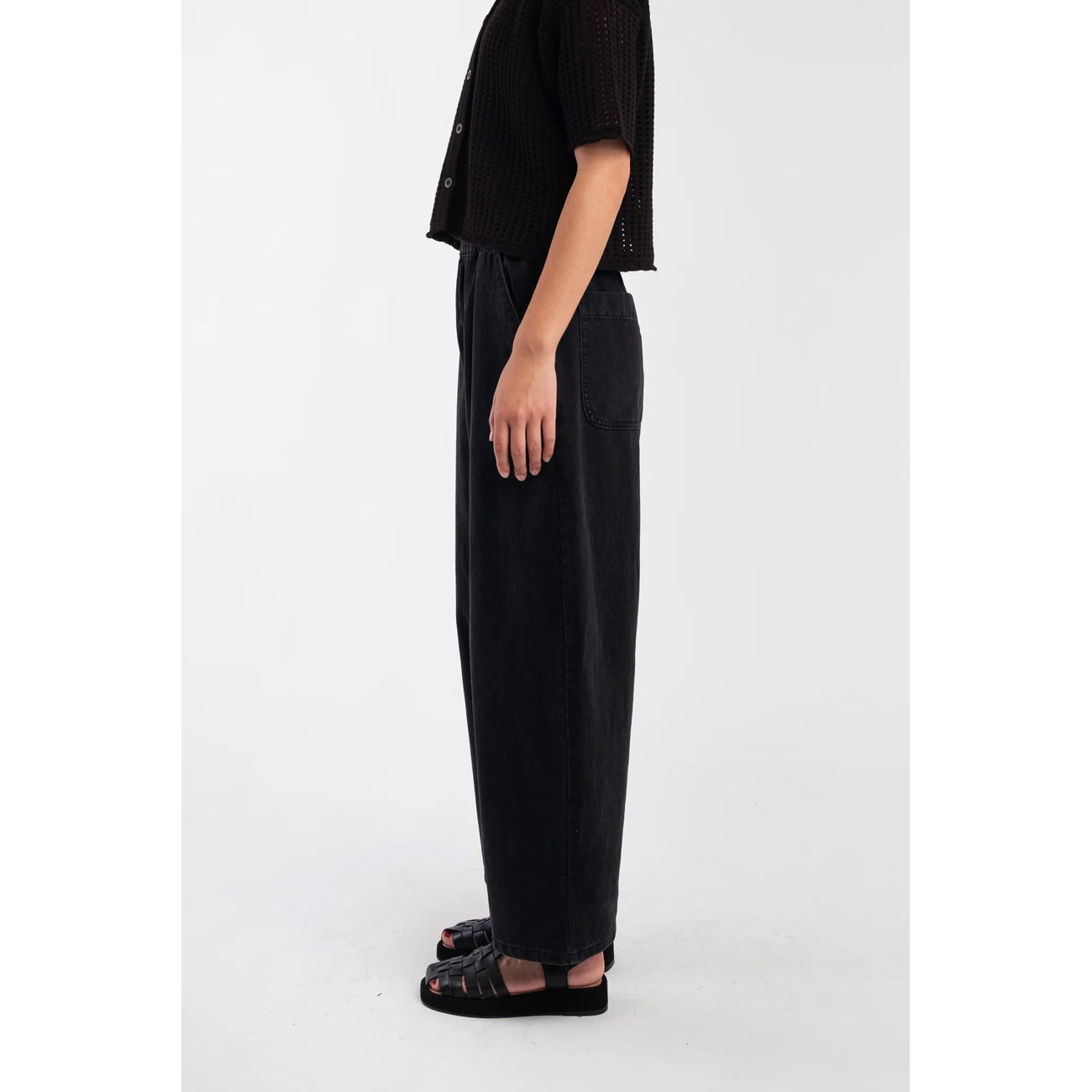 barrel pant in faded black