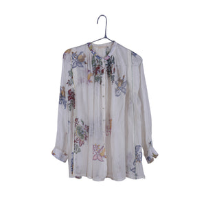 blouse in white floral