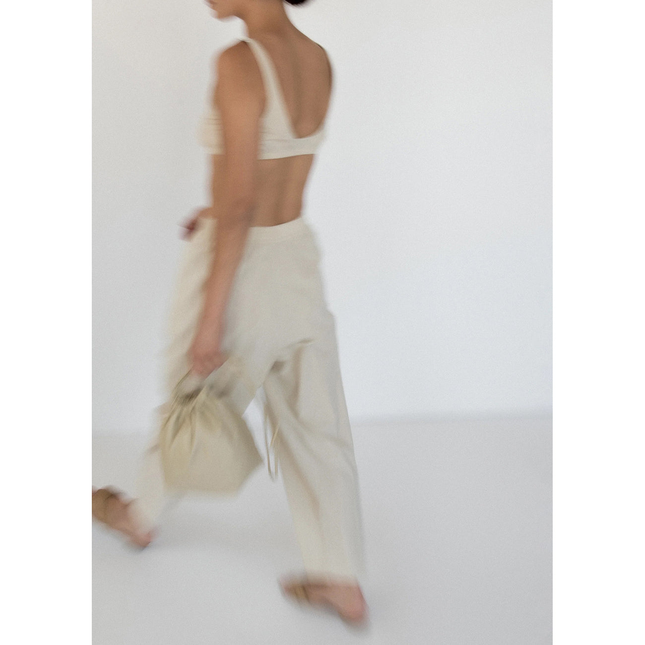 relaxed lean trouser in eggshell